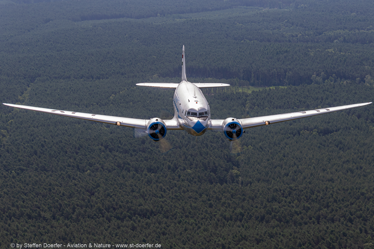 160JH3A3908