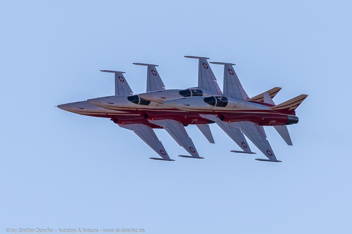 300IW5A4969