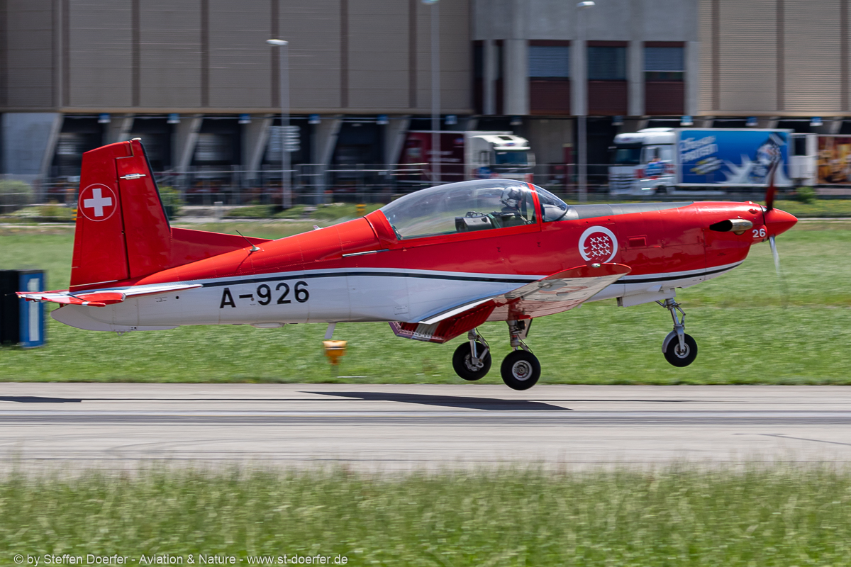 203JH3A7961