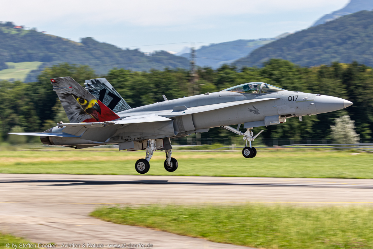 700JH3A8076