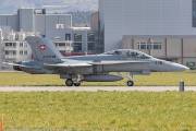 202JH3A6051