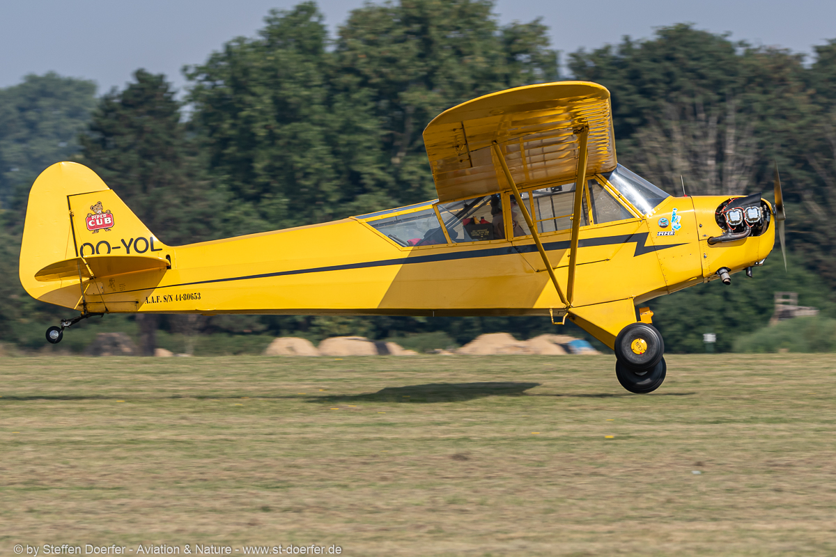 128JH3A6457