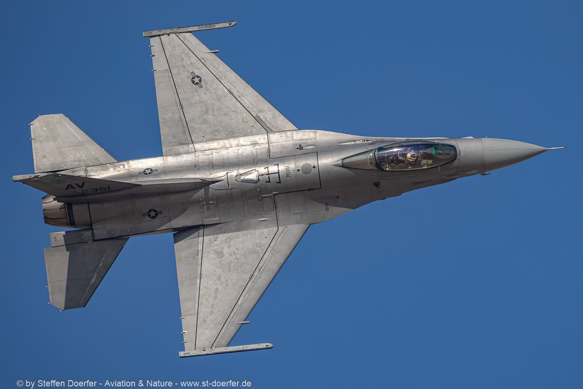321CAA_3270