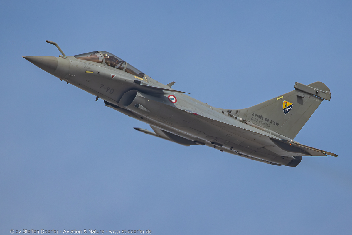381CAA_4106