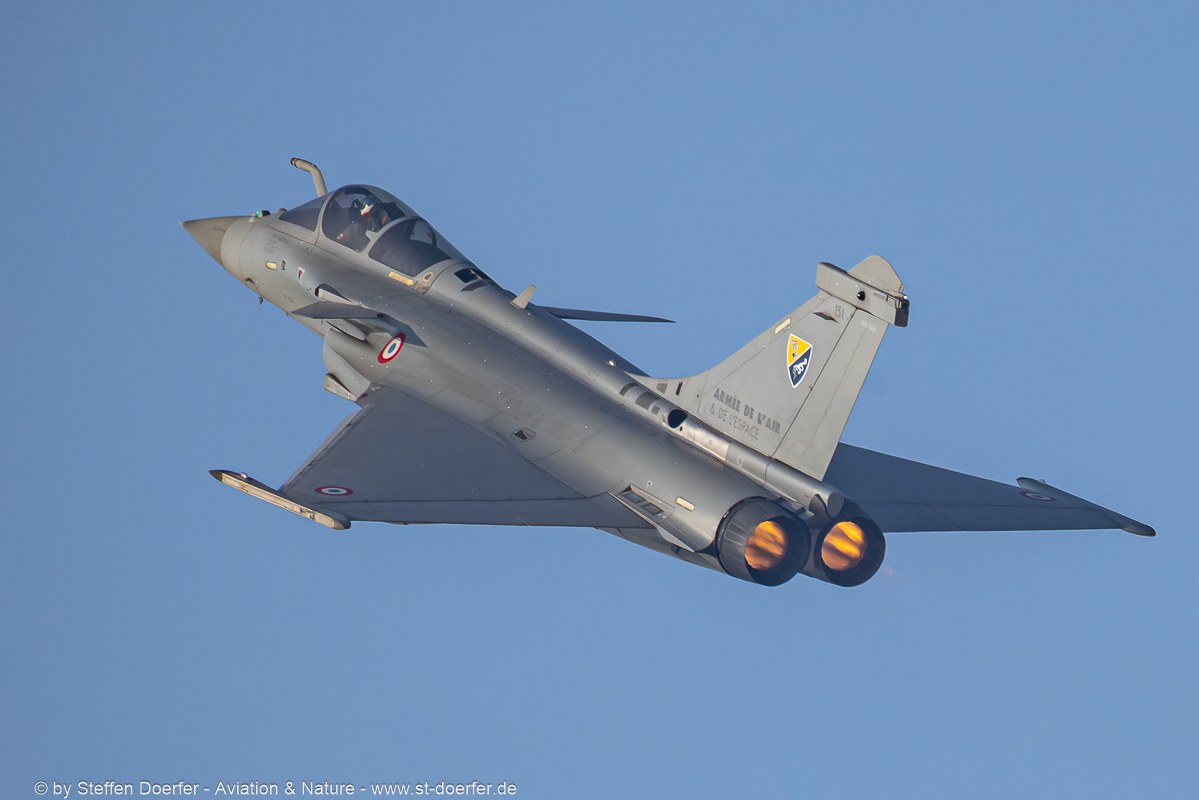 383CAA_4764