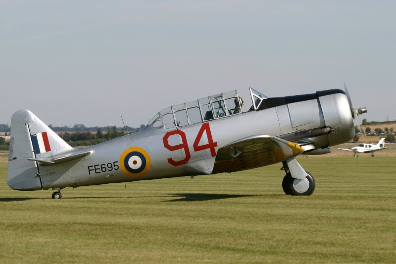038CRW_6745_RJ