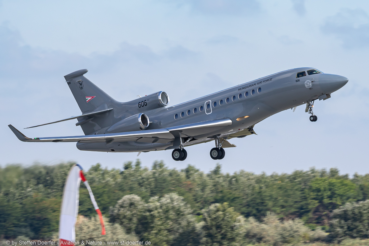 205JH3A3000