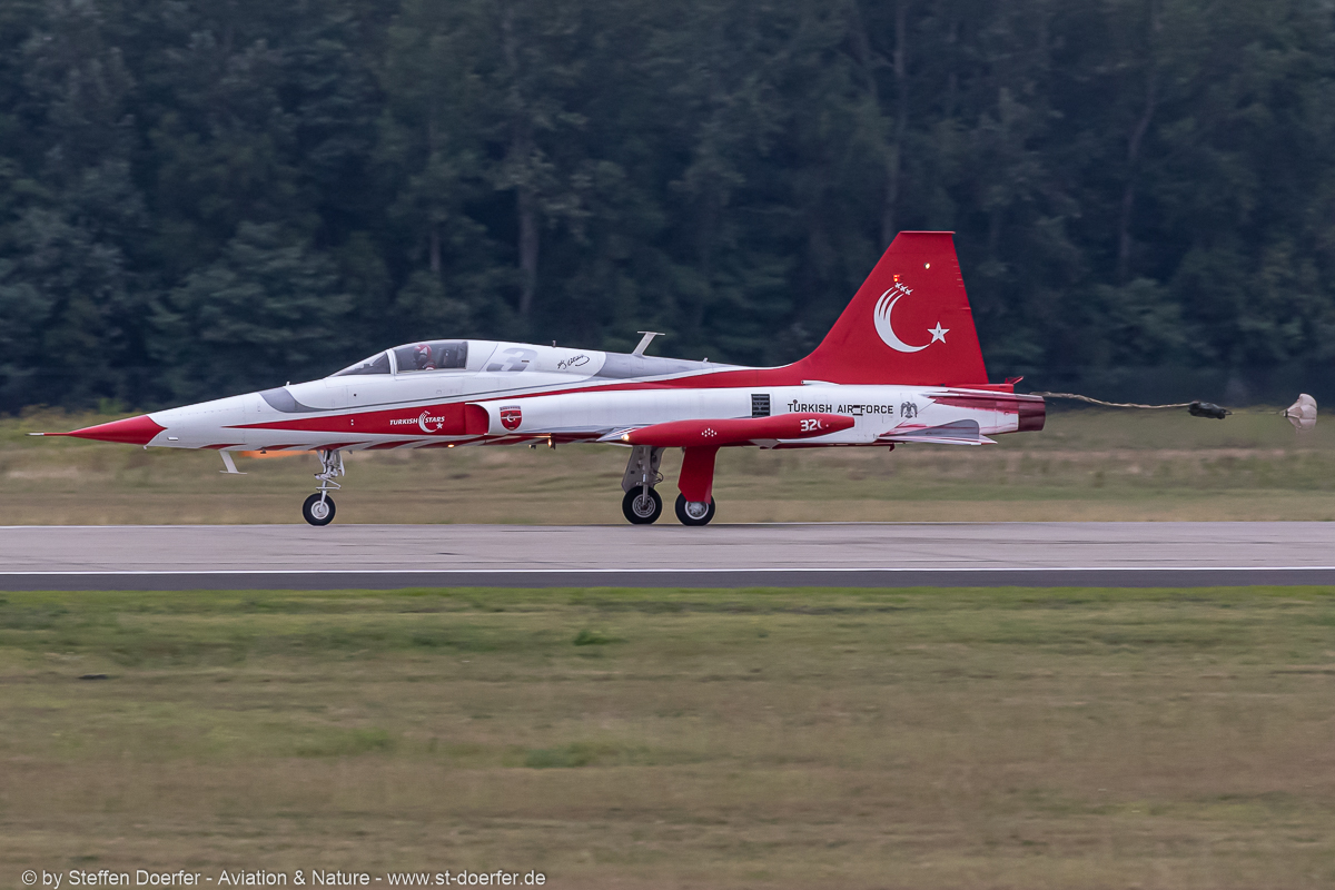 610JH3A2786