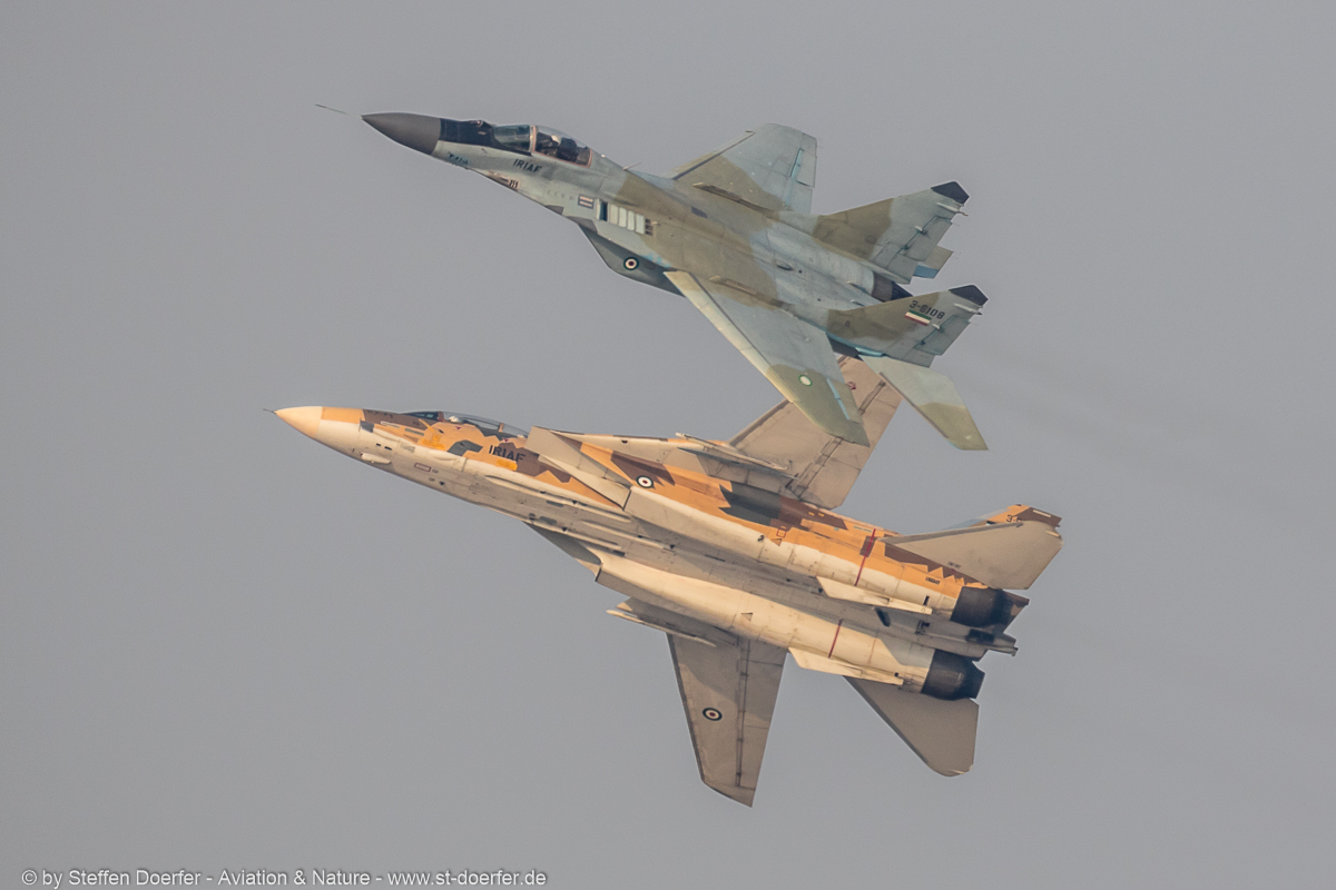 102JH3A3184