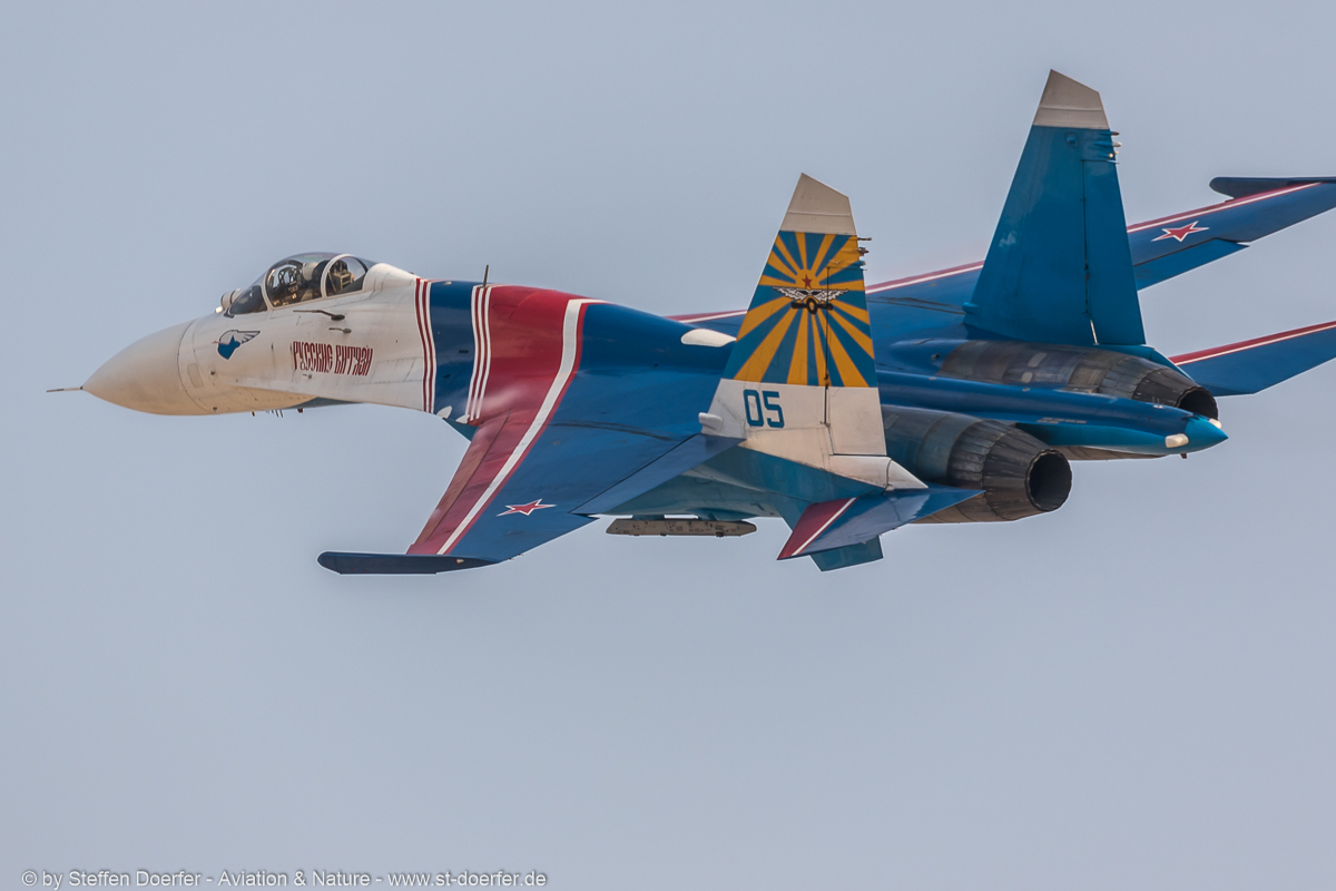 167JH3A2564