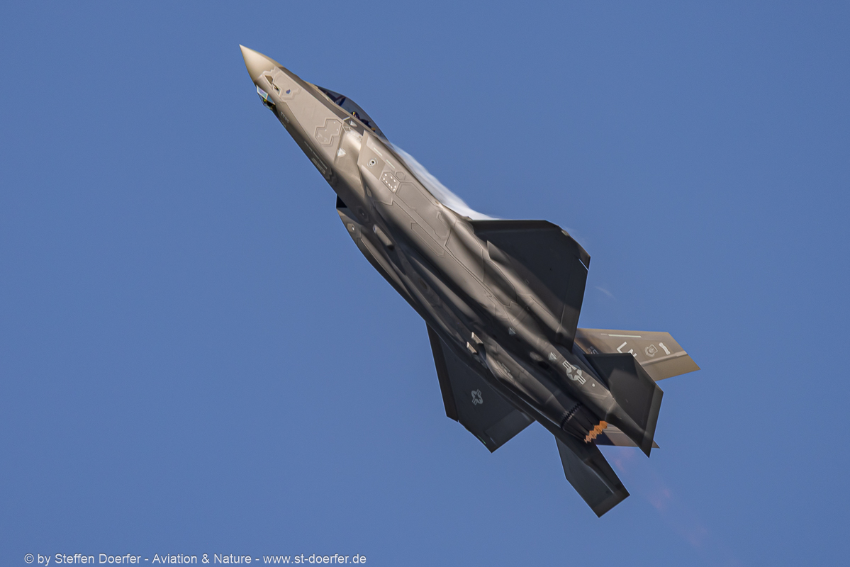 503-0Y2A6287