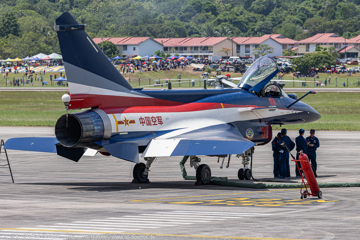 141-0Y2A7335