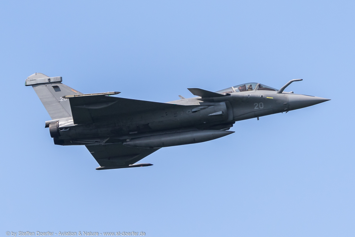 462IW5A0304