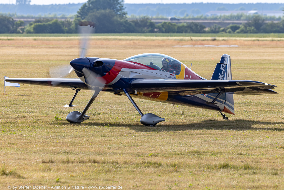 425-0Y2A9313