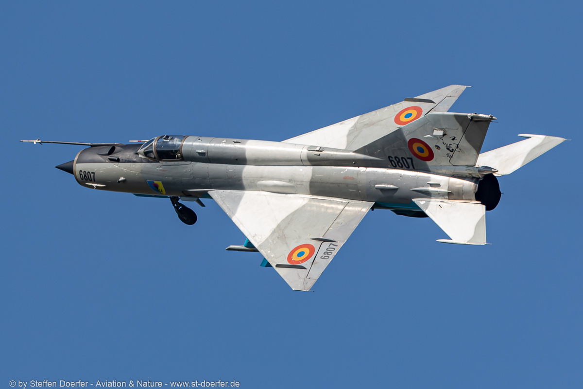 441IW5A8150