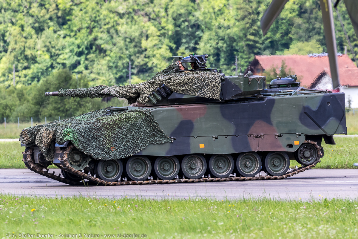 220IW5A0744