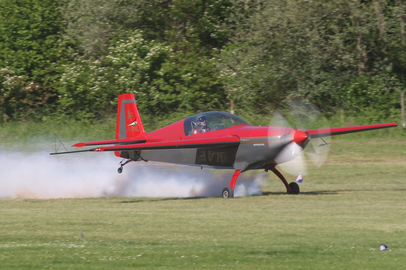 105CRW_0104