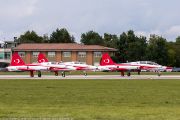 440JH3A3504