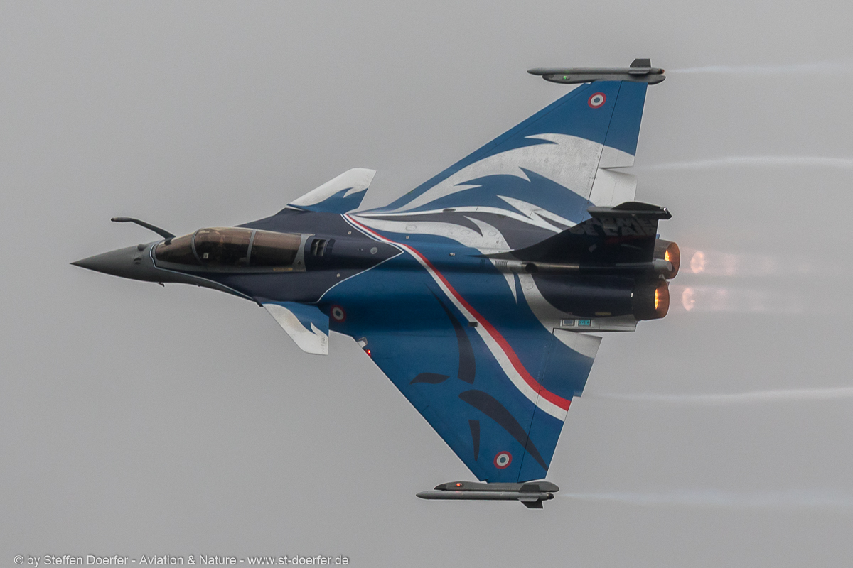 100IW5A9469