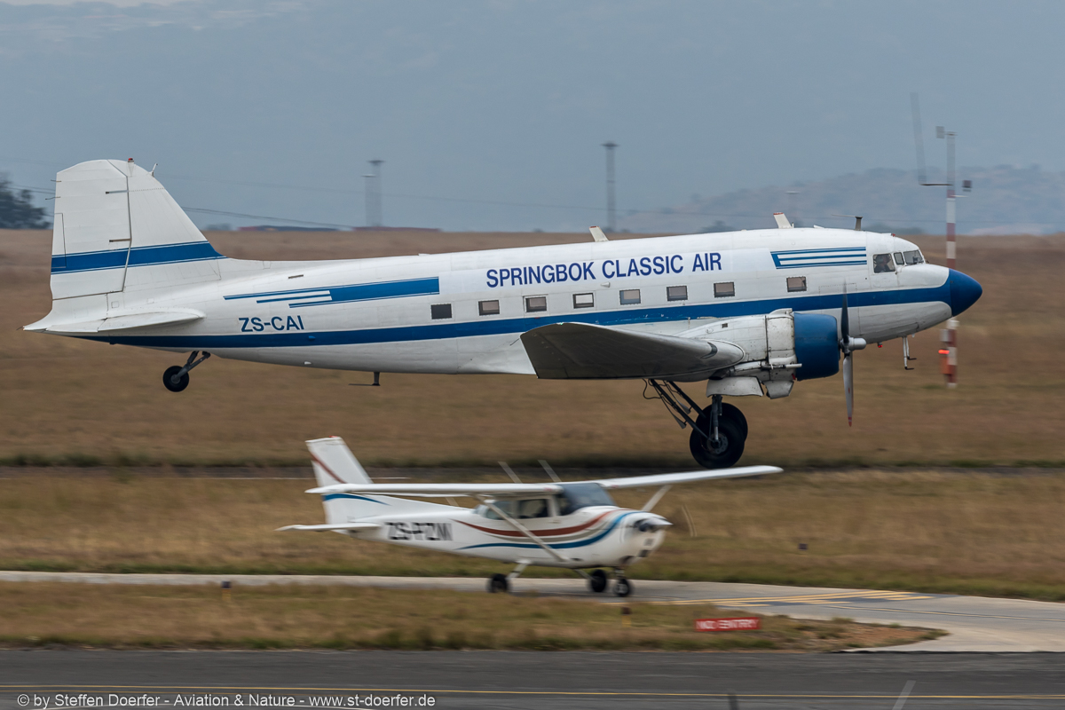 702JH3A3545