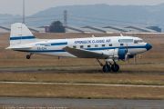 702JH3A3542