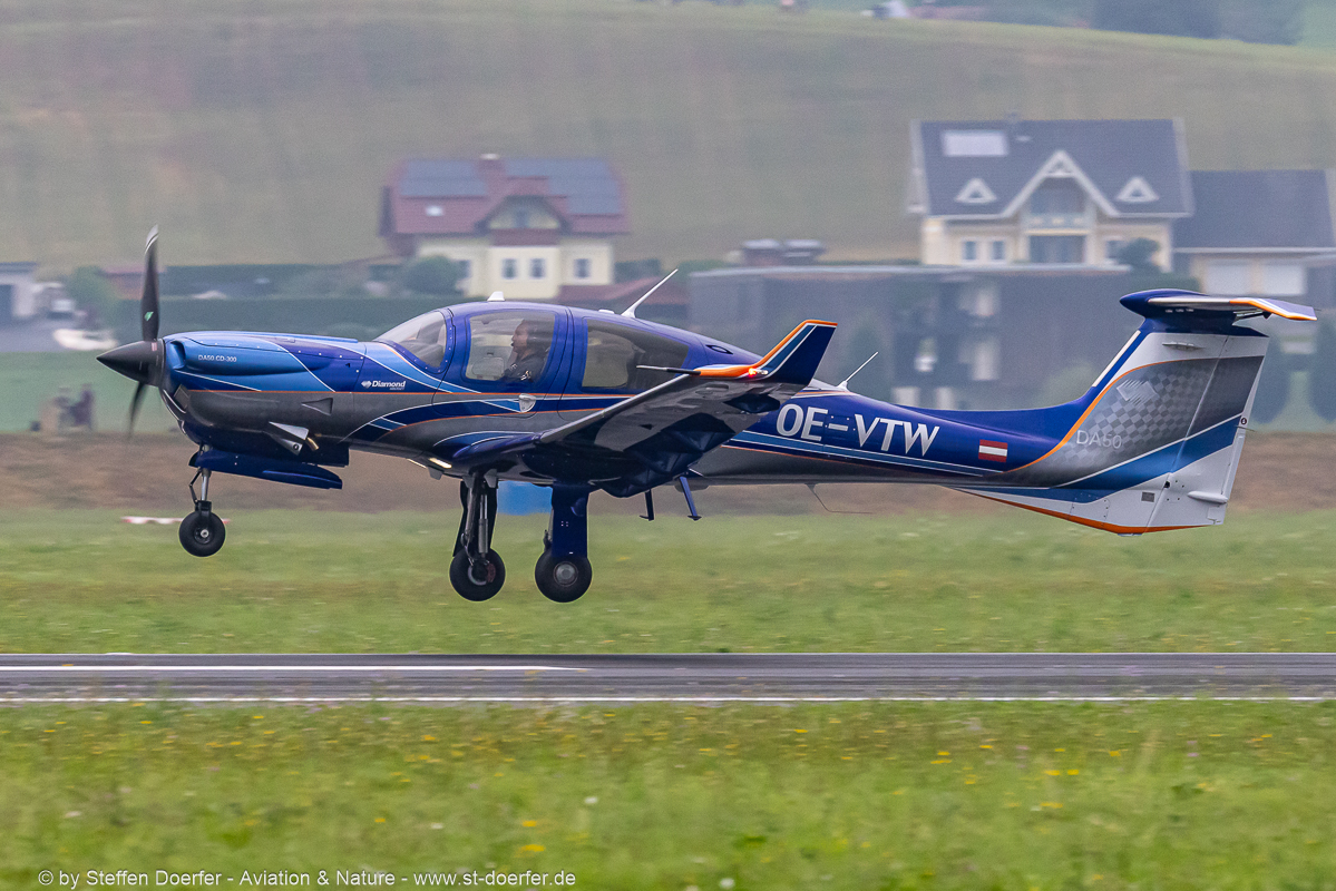 121CAA_2738