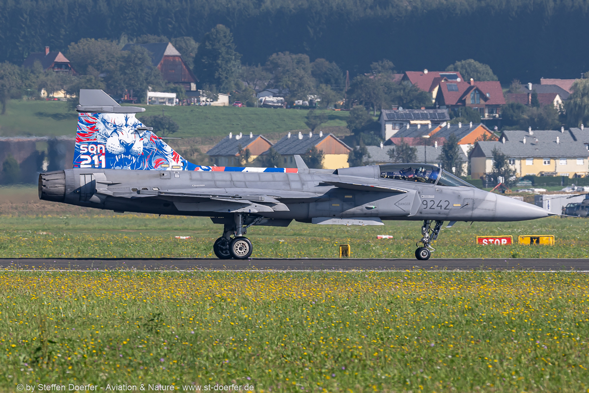 147CAA_9012