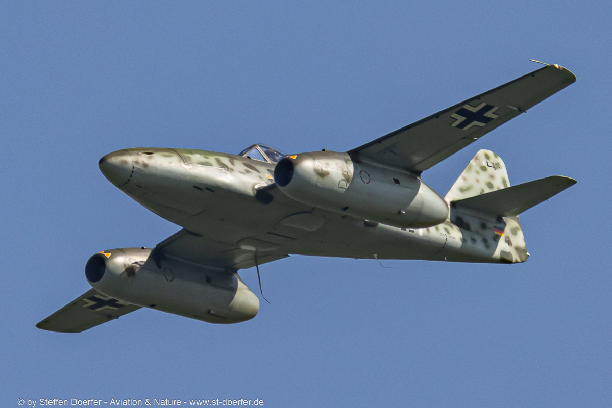 200CAA_9582