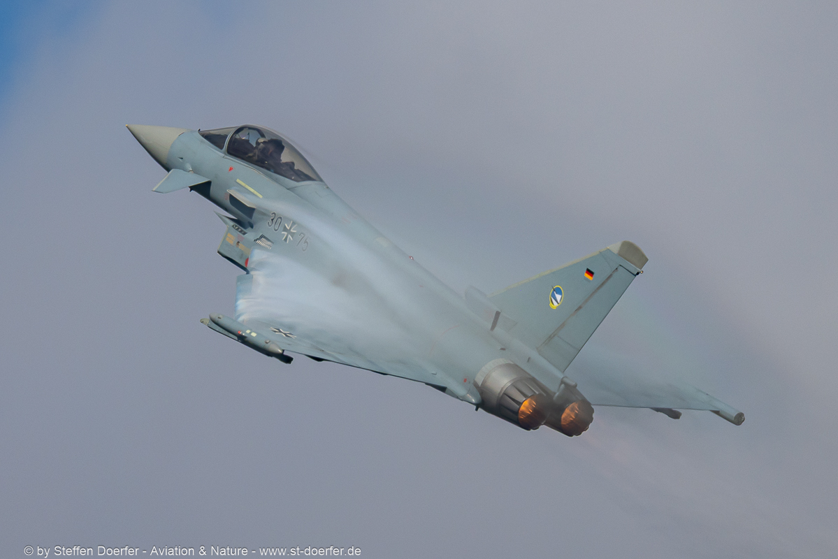 220CAA_9757