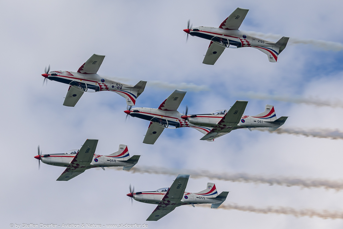 561CAA_3568