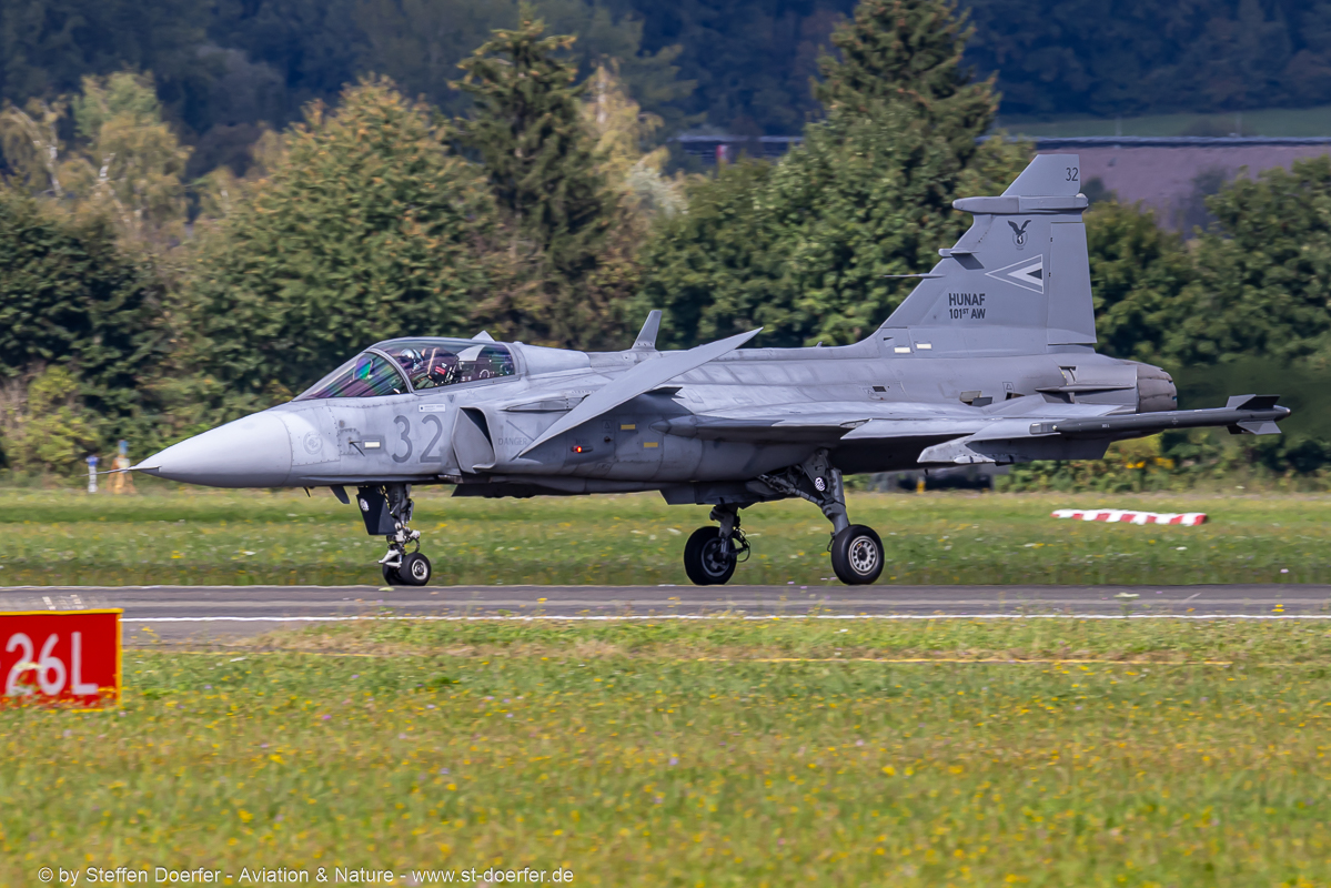 583CAA_3700