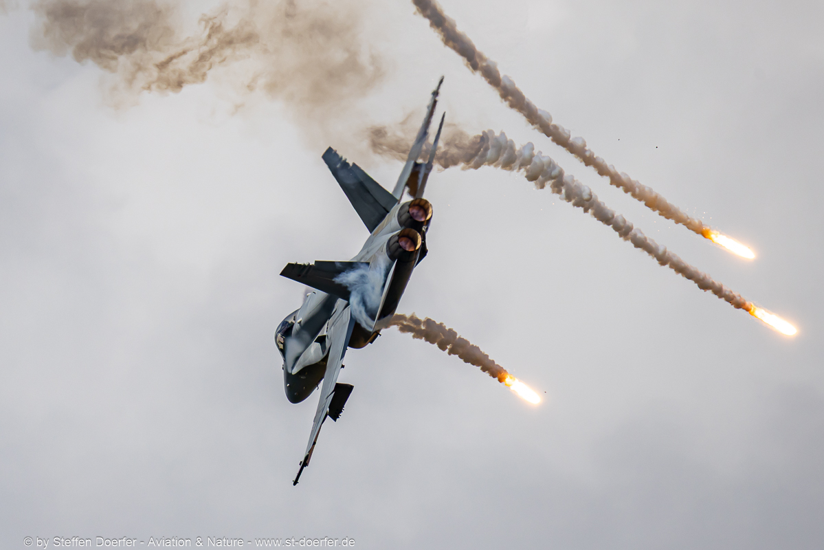 621CAA_4086
