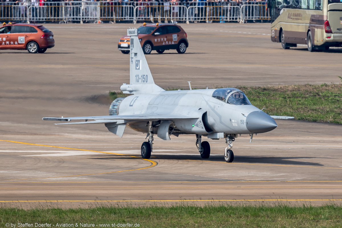 240JH3A7018