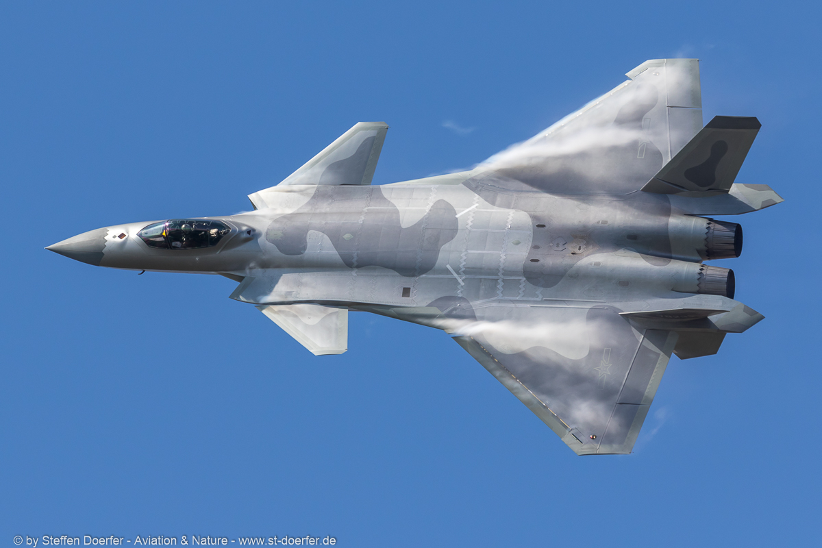 140IW5A6418