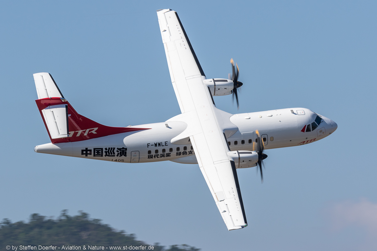 300IW5A6806